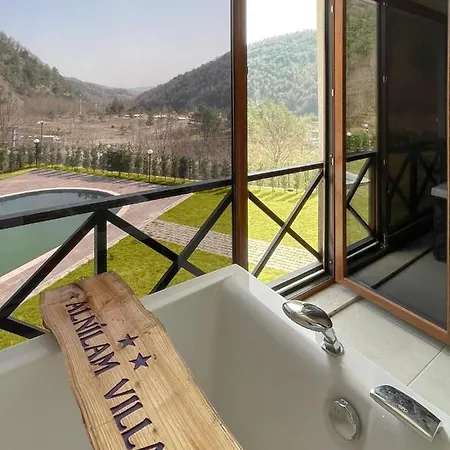 Willa Mila Garden Villas & Bungalow *