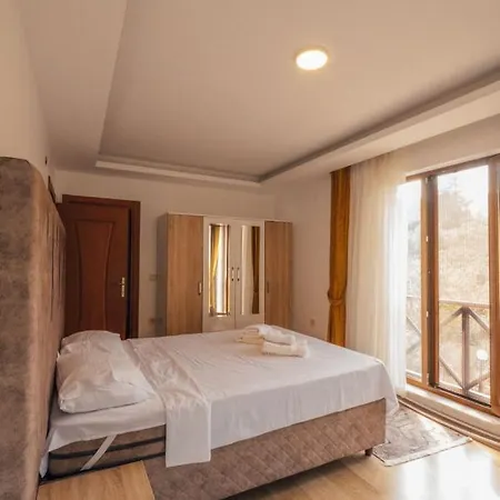 Mila Garden Villas & Bungalow *