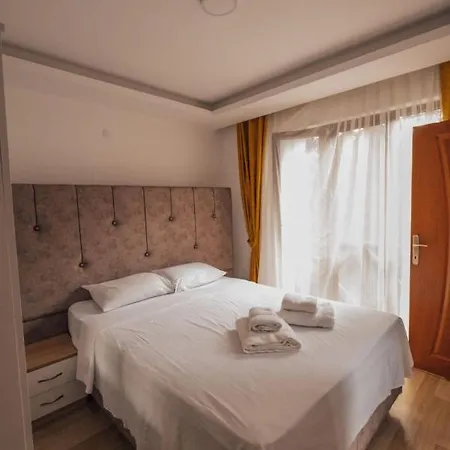 Mila Garden Villas & Bungalow *