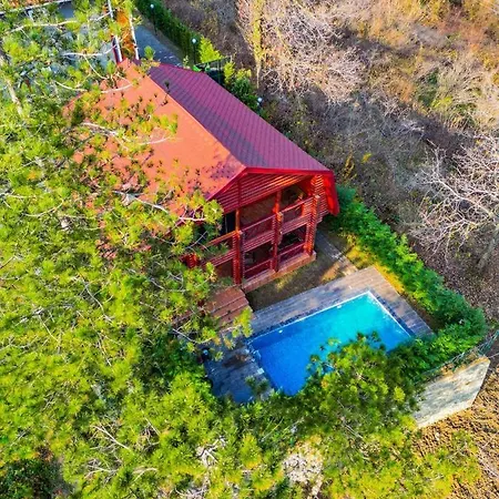 Mila Garden Villas & Bungalow Willa